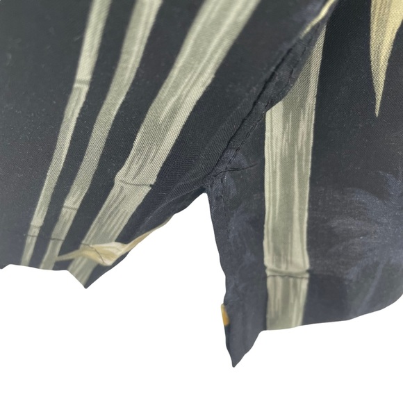 Hilo Hattie Vintage 80's 100% Rayon Short Sleeve Button Down Aloha Shirt Large - Picture 9 of 10